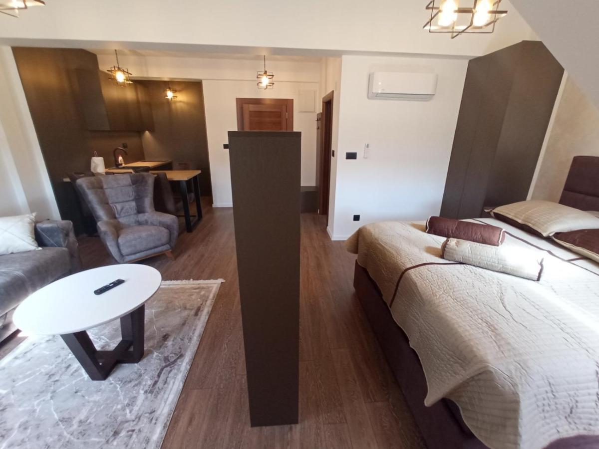 Apartmani Fantasia Цетинє Екстер'єр фото